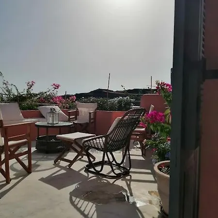 Casa Dei Melograni At Vourlidia Leros Feriehus Vromolithos