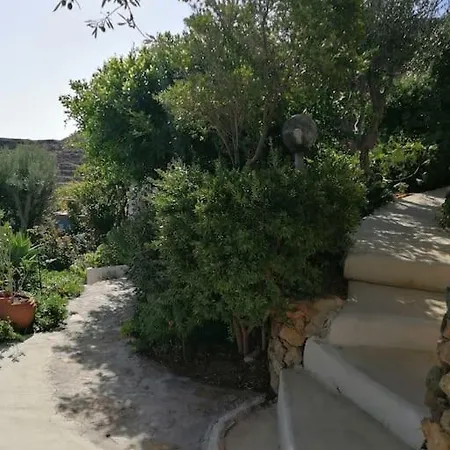 Casa Dei Melograni At Vourlidia Leros *