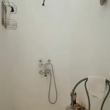 Casa Dei Melograni At Vourlidia Leros *