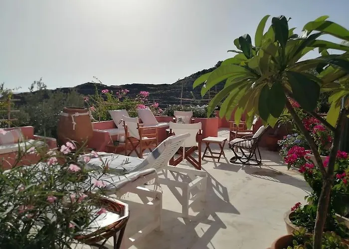 Casa Dei Melograni At Vourlidia Leros Hébergement de vacances