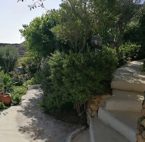 Casa Dei Melograni At Vourlidia Leros *