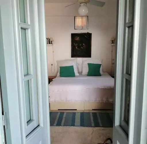 Hébergement de vacances Casa Dei Melograni At Vourlidia Leros Vromolithos