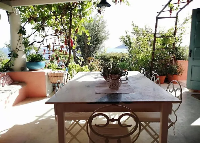 Casa Dei Melograni At Vourlidia Leros Vromolithos