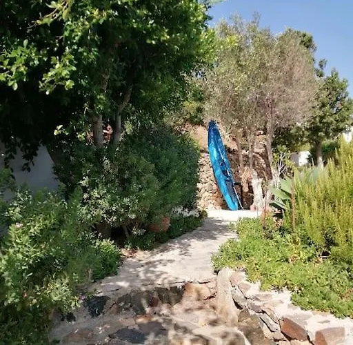 Casa Dei Melograni At Vourlidia Leros Tatil Evi Vromolithos