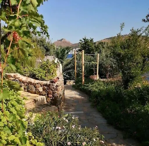 Casa Dei Melograni At Vourlidia Leros *